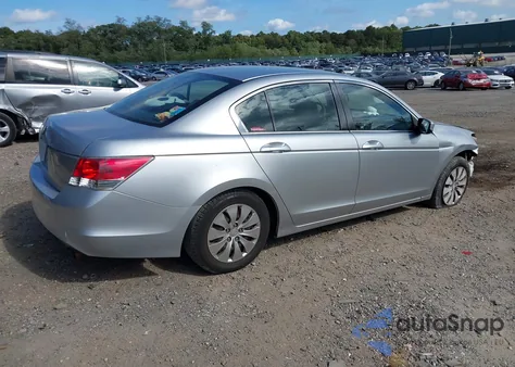 2010 Honda Accord 2.4 Lx из США, поврежденный, VIN 1HGCP2F37AA003643